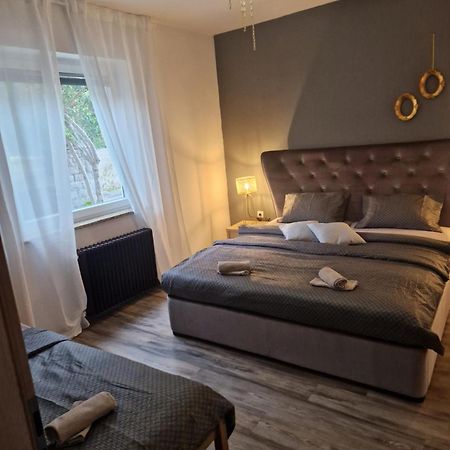 Apartmans Robo Koper Luaran gambar