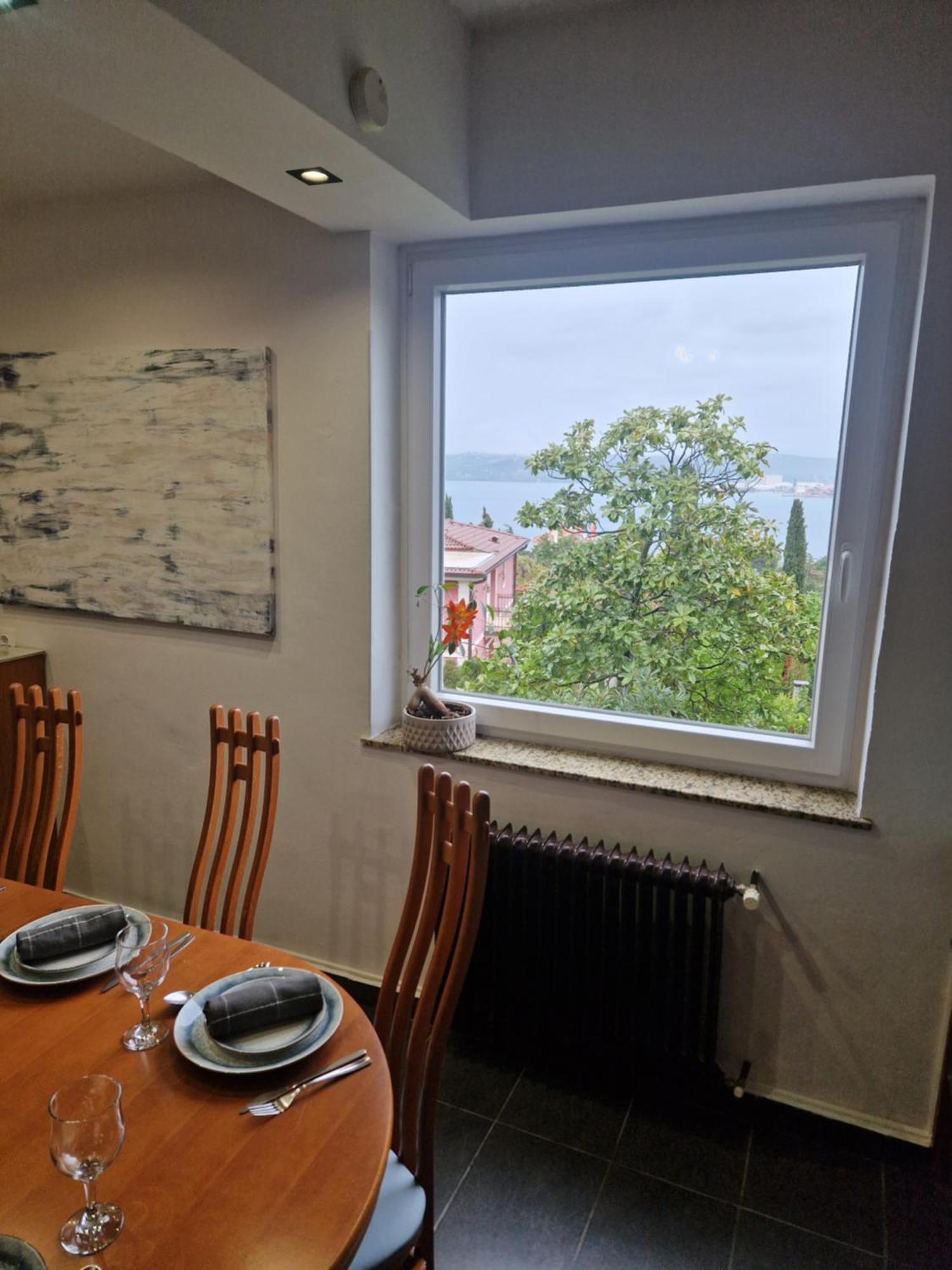 Apartmans Robo Koper Luaran gambar