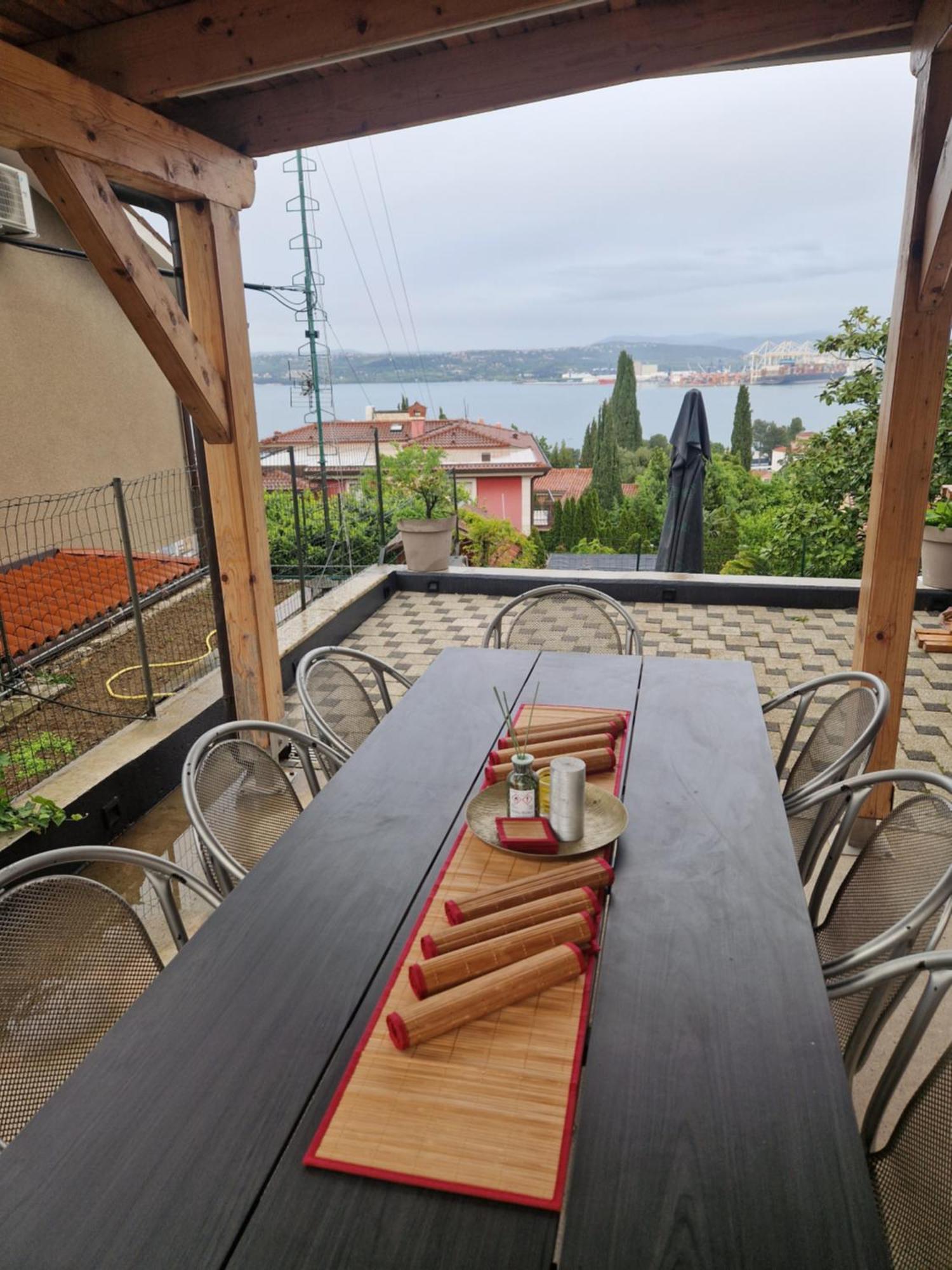 Apartmans Robo Koper Luaran gambar